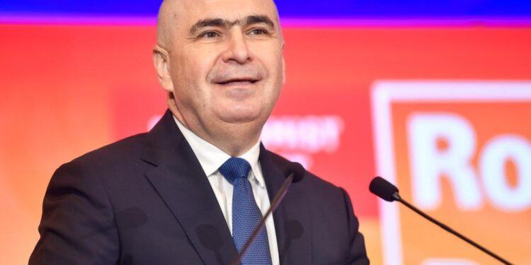 Poate rezista un guvern minoritar mai mult decât un fluture? Ipoteza lui Val Vâlcu, după declarațiile lui Rogobete