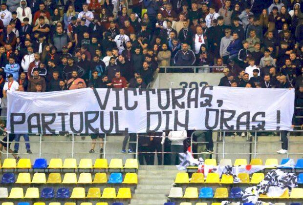 „Victoraș, pariorul din oraș” » Gâlcă, întrebat frontal acuzele grave ale suporterilor Rapidului