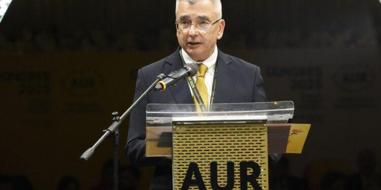 Petrișor Peiu (AUR) recunoaște că a votat împotriva unor legi privind securitatea națională fără să le citească: „Ne-am luat după unii”