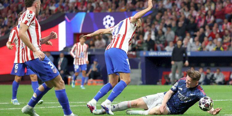 Penalty controversat în Atletico