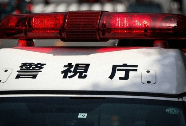 Atac violent în Japonia: un bărbat a rănit cinci persoane cu un ciocan, inclusiv trei polițiști. Suspectul este căutat de autorități