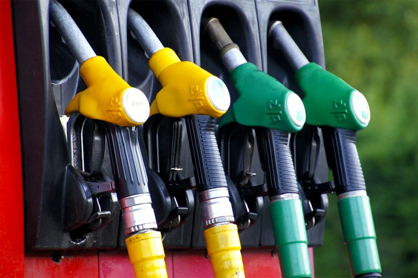 Pompă de carburanți