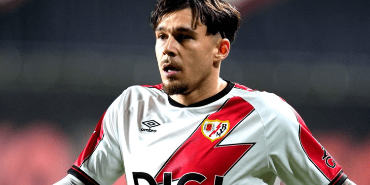 Rayo Vallecano i-a stabilit prețul lui Andrei Rațiu! Anunțul venit înainte de semifinala Conference League