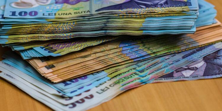 Mașinile de lux și retragerile în numerar au dat de gol o  fraudă de 18 milioane de lei de la buget