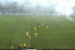 Haos pe teren, meci abandonat » Gazdele au retrogradat, oaspeții au promovat în Ligue 1!