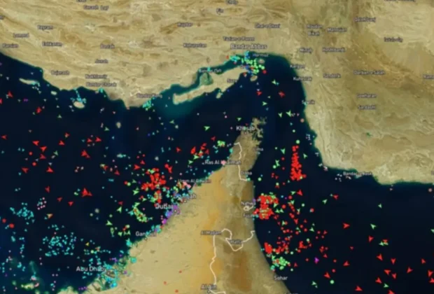 Aproximativ 100 de nave din Hong Kong sunt blocate în Strâmtoarea Ormuz