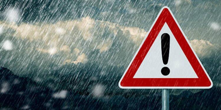 Bucureștiul și 12 județe, sub Cod galben de furtuni. ANM anunță ploi torențiale, vijelii și grindină