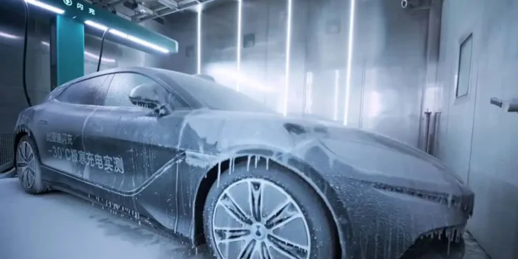 Gigantul auto chinez BYD uimește lumea: încărcare în 12 minute la temperaturi de -30°C