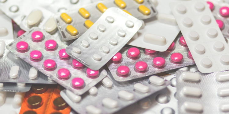 Iei aceste medicamente de peste 3 ani? Un nou studiu avertizează că există o probabilitate de aproape 50% de a dezvolta demență