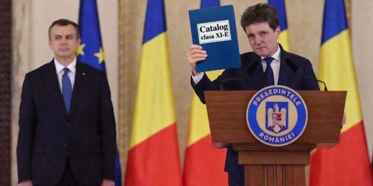 Nicușor Dan i-a dat lui Tomac nota 4, că iar a venit cu Guvernul nefăcut