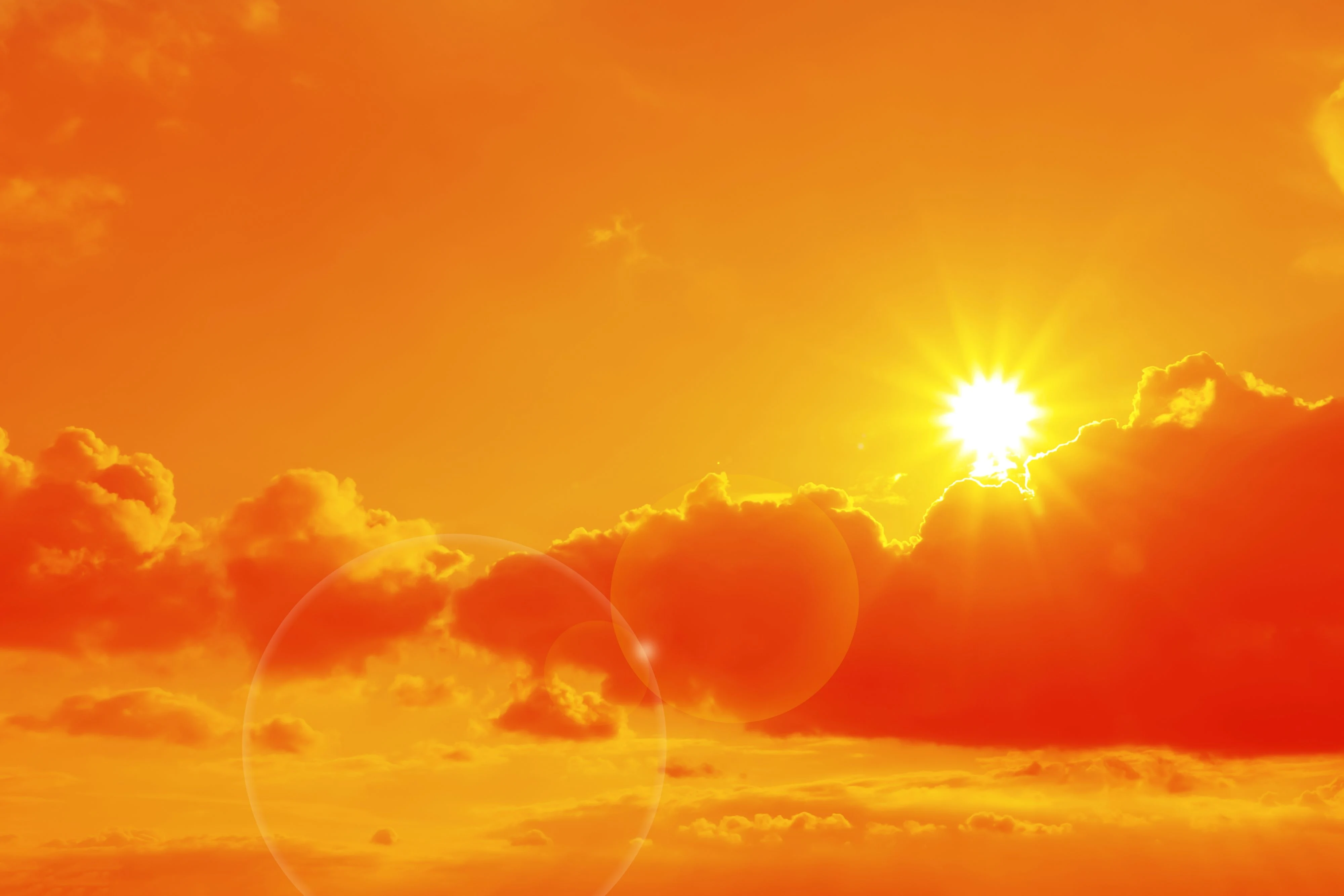 Temperatura medie a aerului la suprafaţă a fost de de 15,81 &deg;C